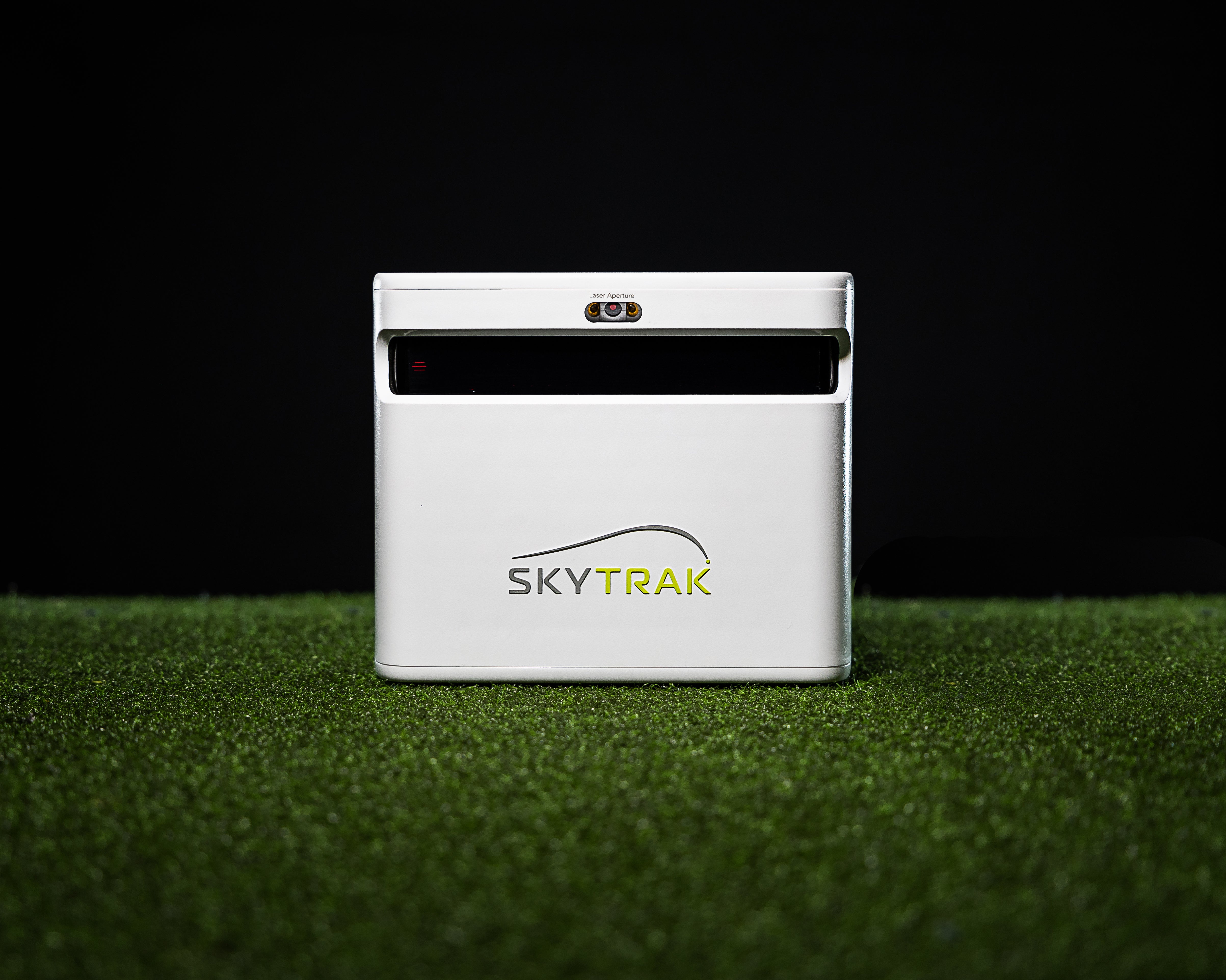 SkyTrak+ Golfstudio | Basispaket | SkyTrak+ Golfsimulator