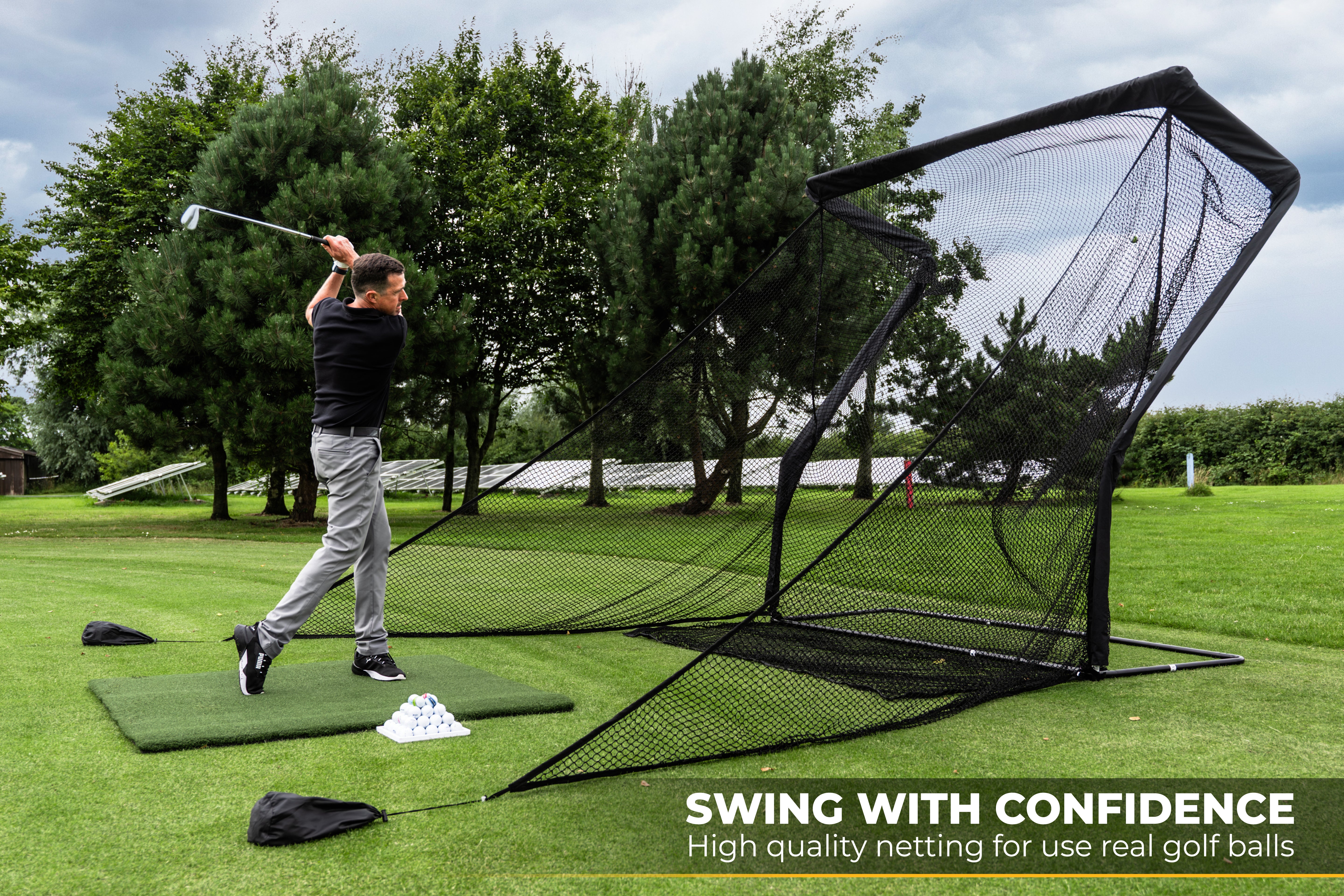 SimSpace Golfnet - Golf at home - suitable for indoor and outdoor use