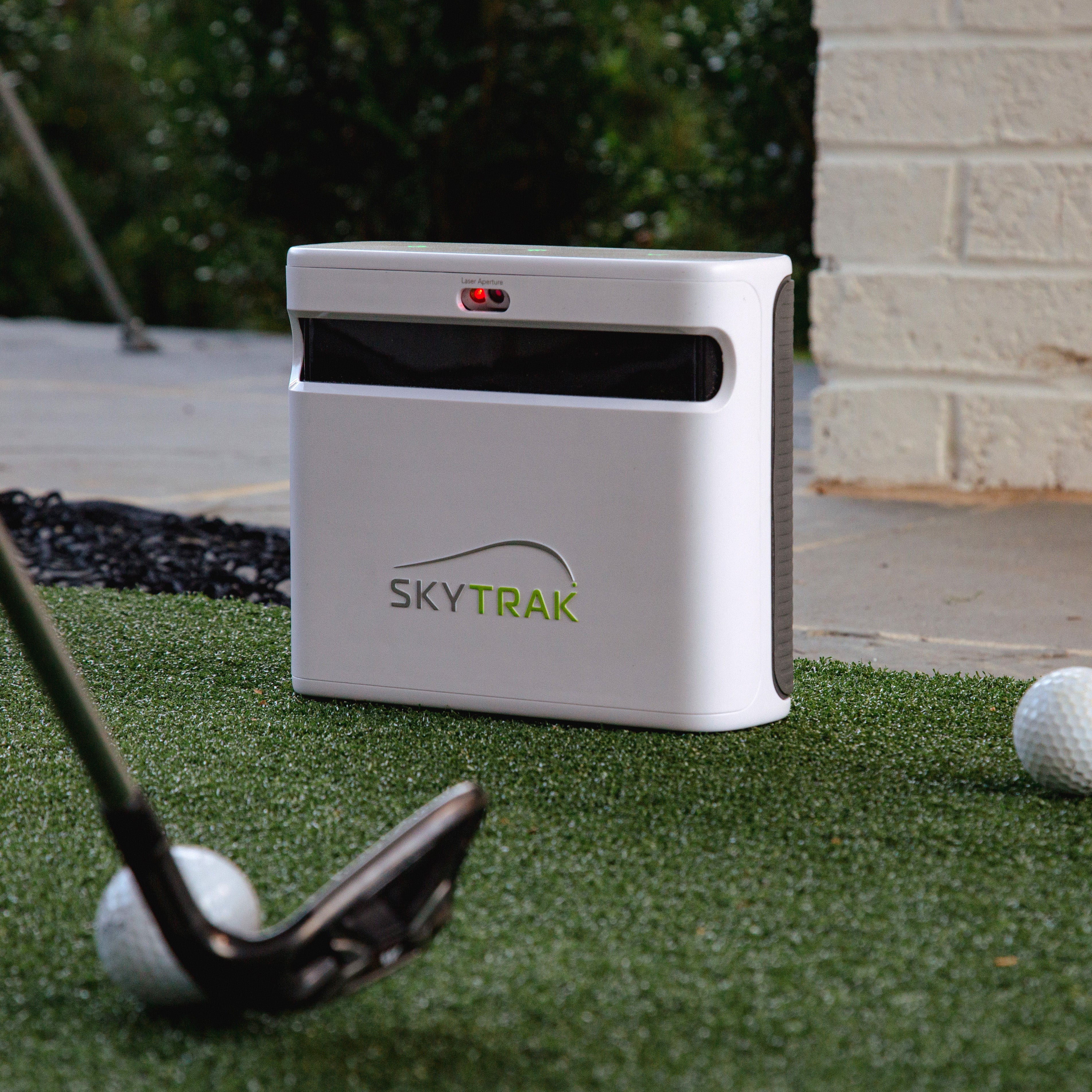 SkyTrak+ Golfstudio | Basispaket | SkyTrak+ Golfsimulator